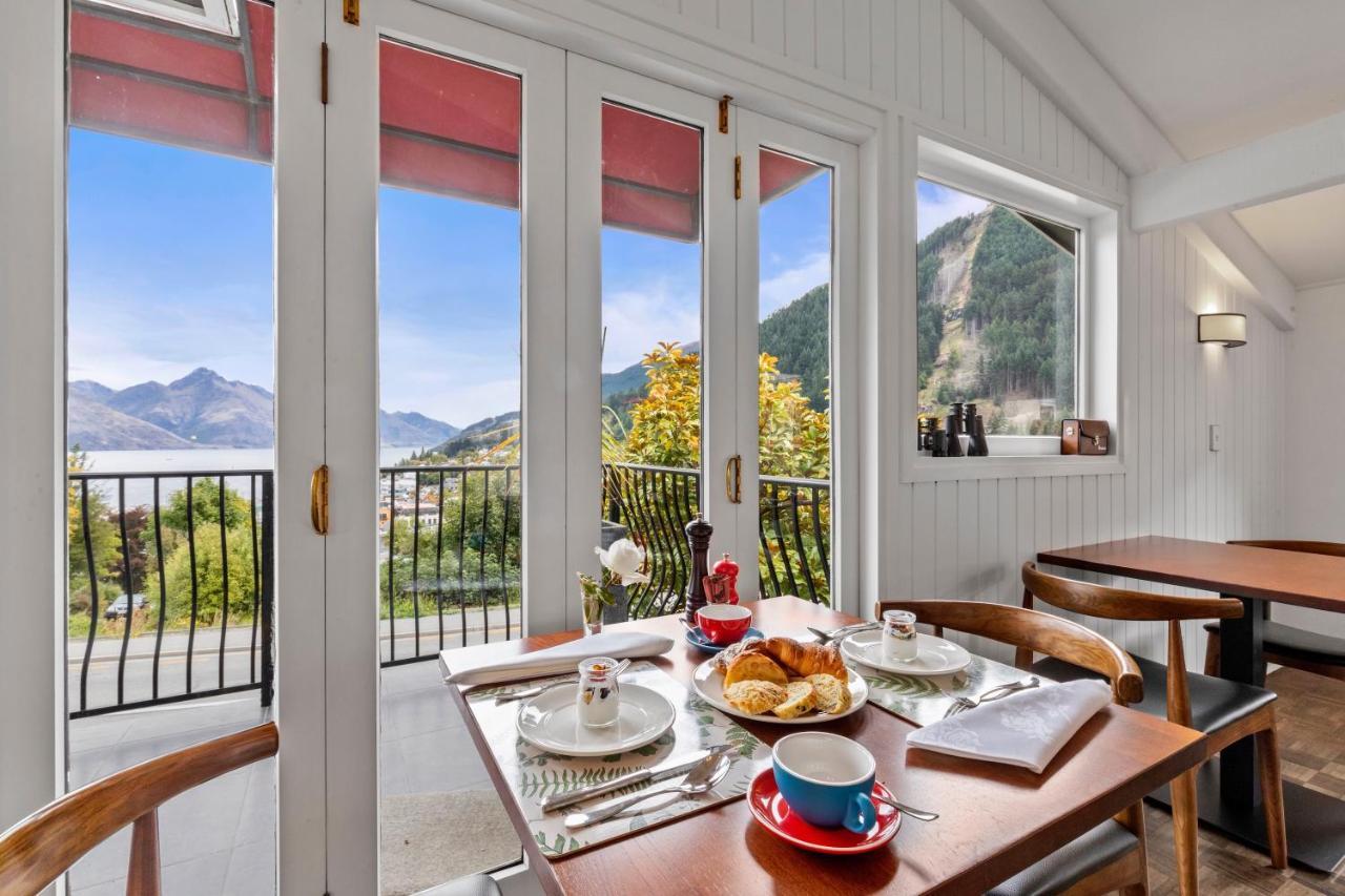 Queenstown House Bed & Breakfast And Apartments Exterior photo